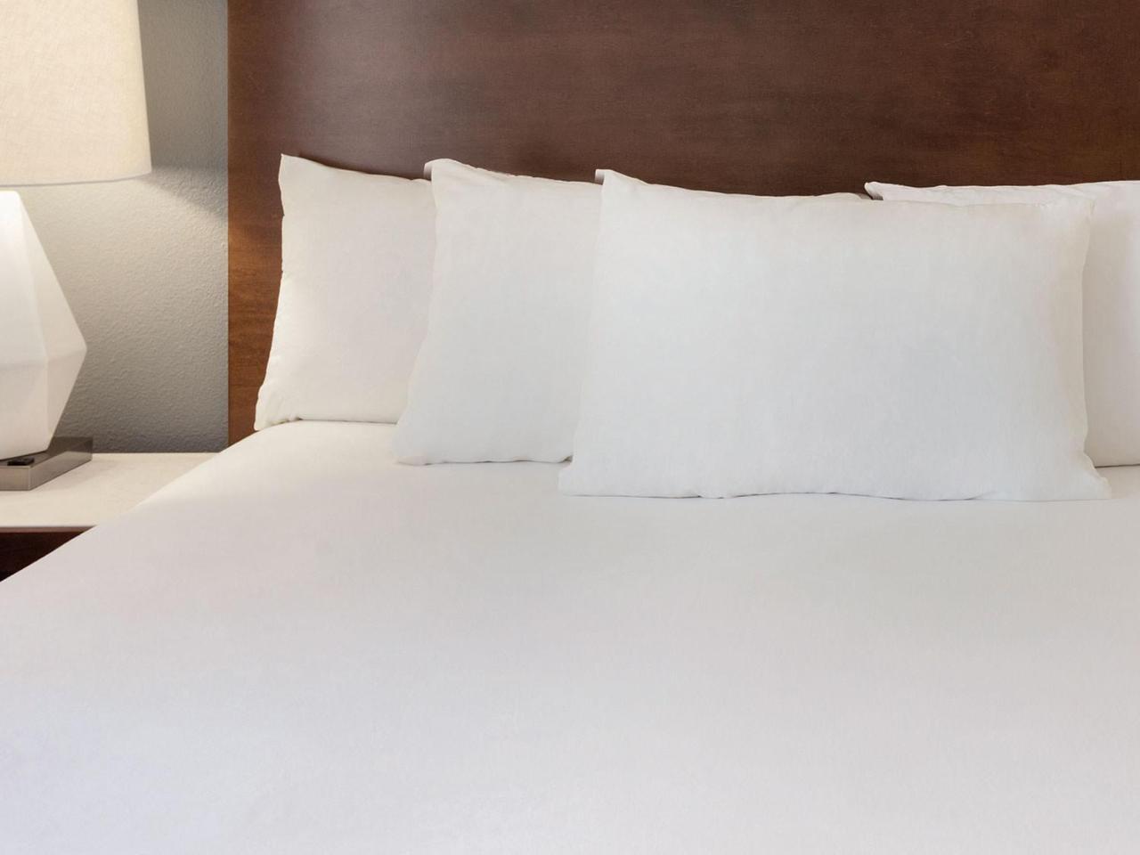 Radisson Rochester Airport Eksteriør billede