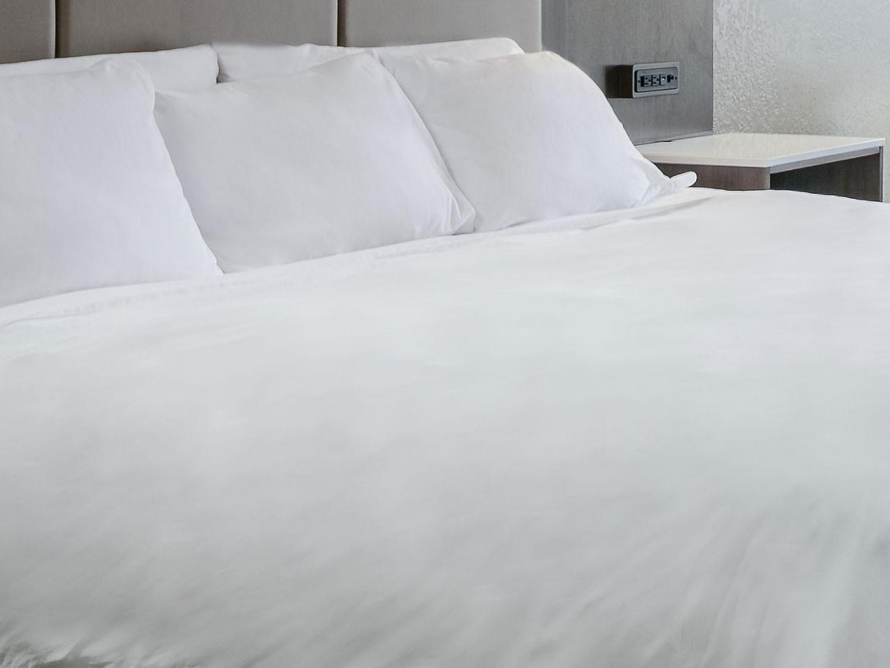 Radisson Rochester Airport Eksteriør billede